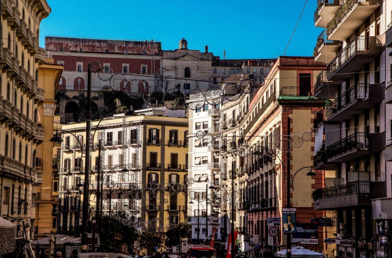 Well Come - Palazzo Reale Hotel Napoli Ngoại thất bức ảnh